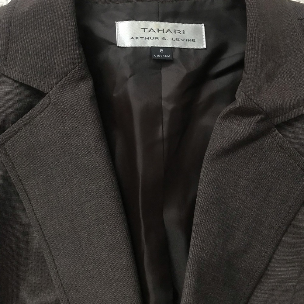 Tahari jacket - Picture 2 of 3